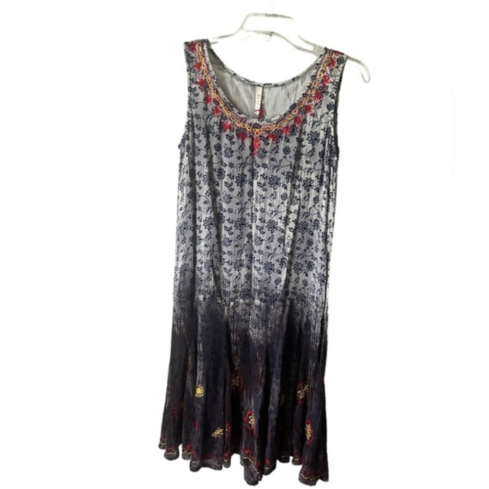 Raga SAMPLE Navy Floralβ Embroidered Dress Size small NWT